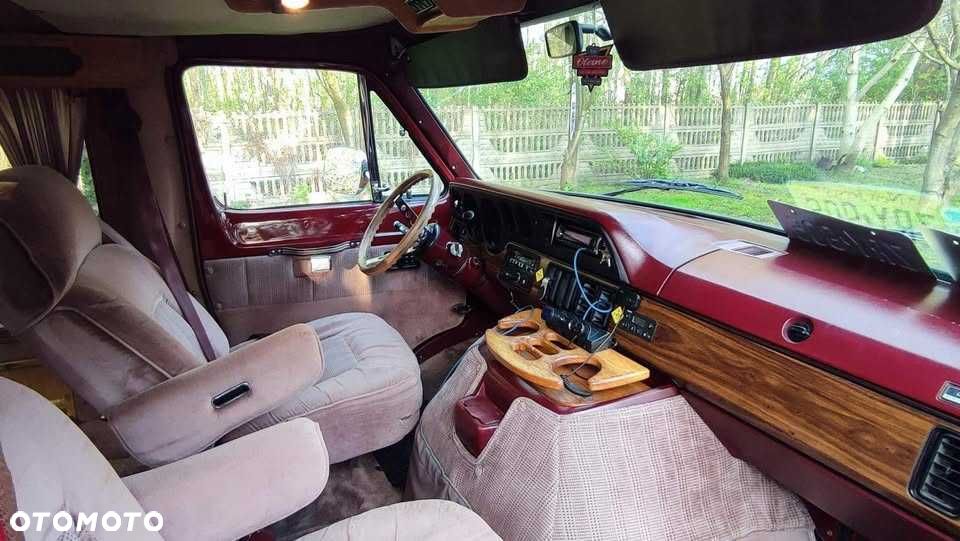 Dodge Inny - 4