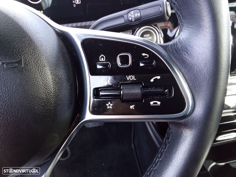 Mercedes-Benz A 250 e Style Plus - 23