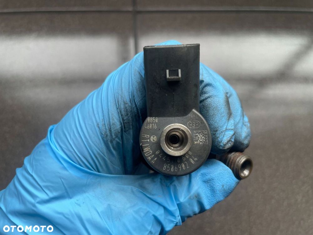 WTRYSKIWACZ SILNIKA 1.6 TD BMW MINI 8506902 0445110600 - 3