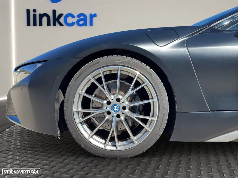 BMW i8 - 24