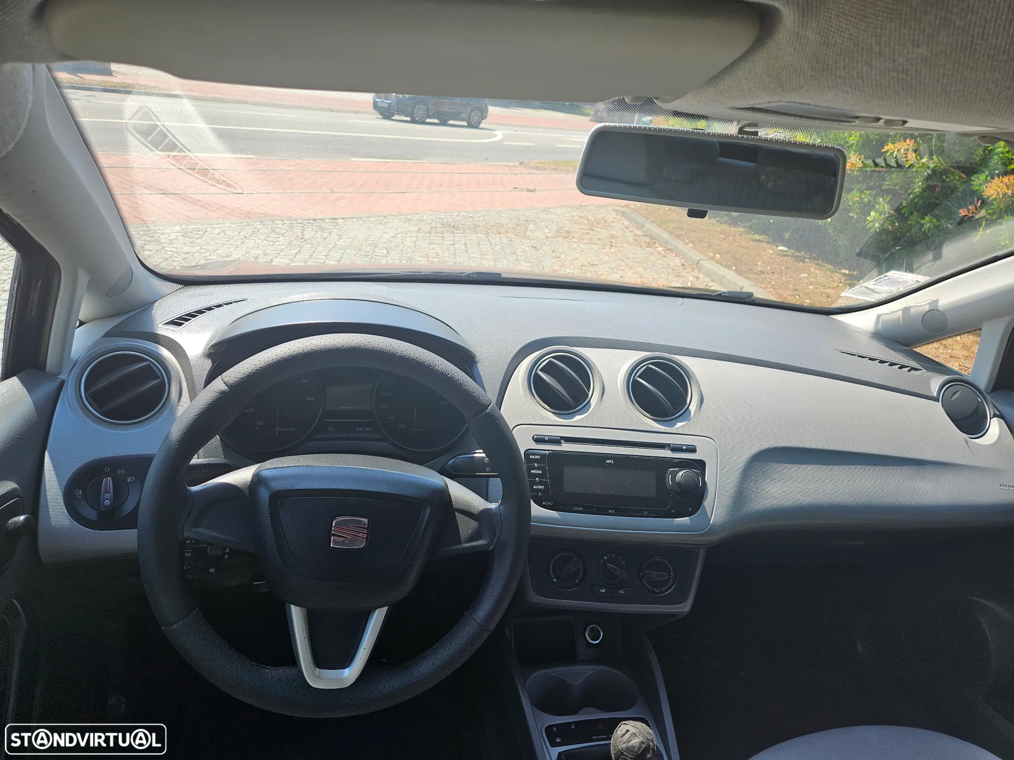 SEAT Ibiza 1.2 12V Reference - 8