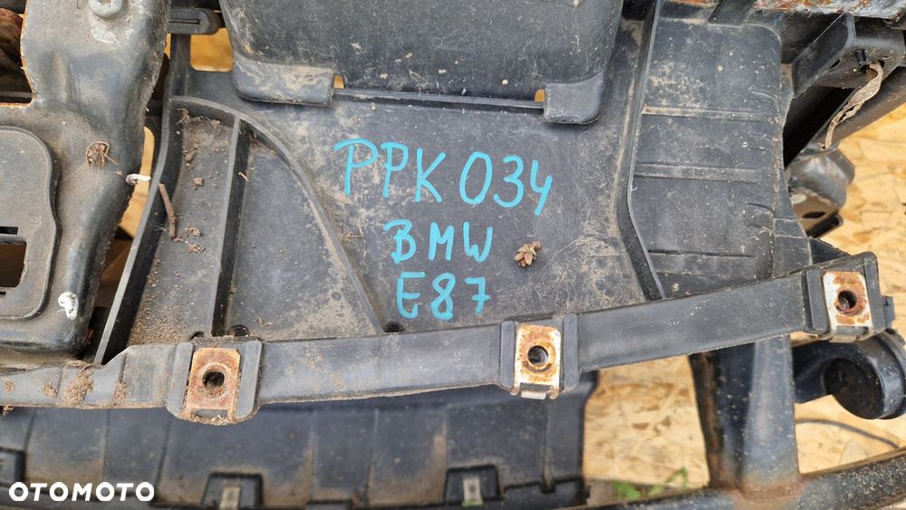 BMW E87 BENZYNA PAS PRZEDNI KOMPLET - 7