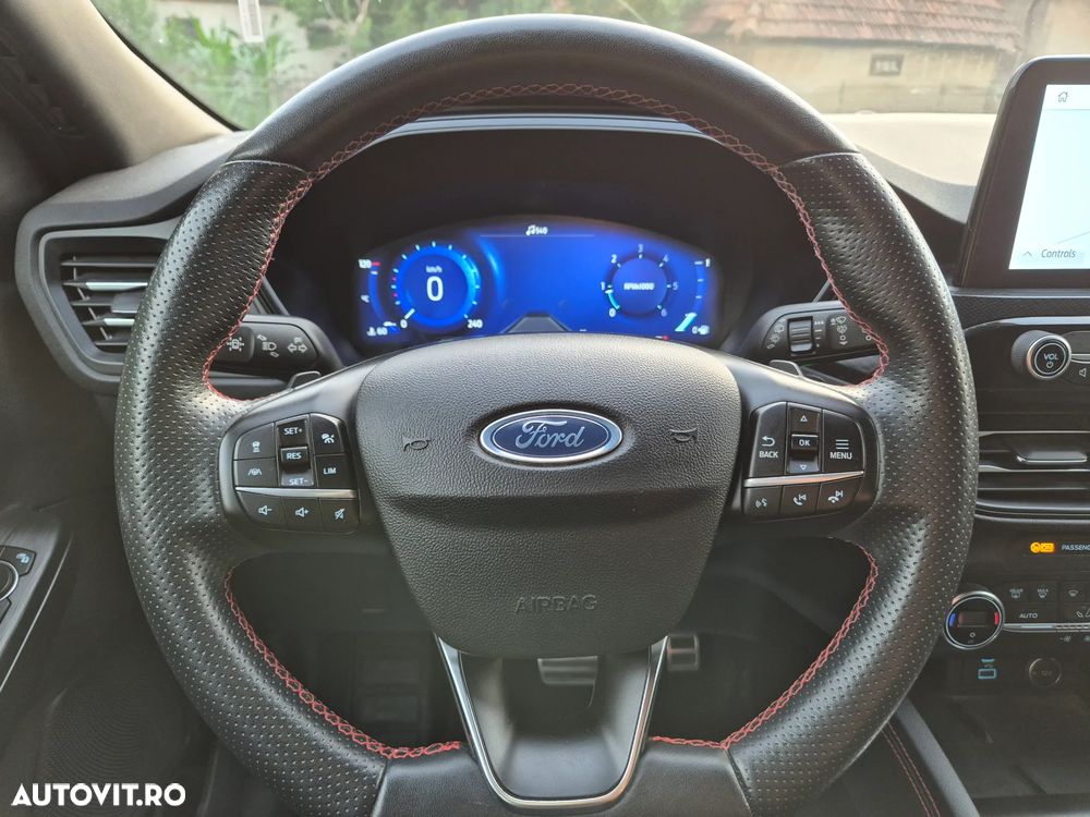 Ford Kuga 1.5 TDCi 2x4 Aut. ST-Line - 8