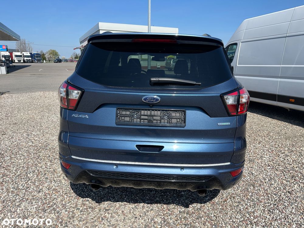 Ford Kuga 1.5 EcoBoost 2x4 ST-Line - 4
