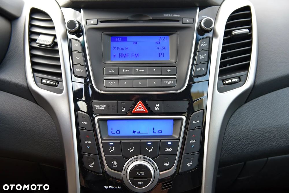 Hyundai i30 1.6 CRDi Comfort - 23