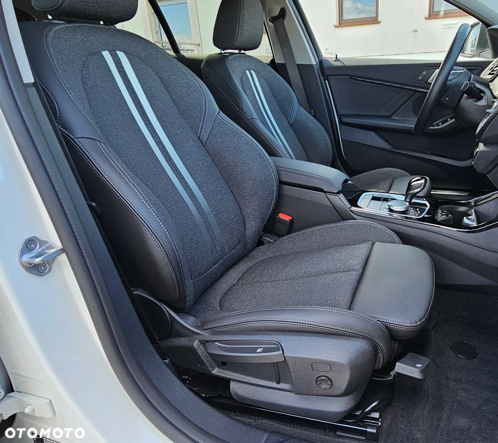 BMW Seria 1 118i - 13