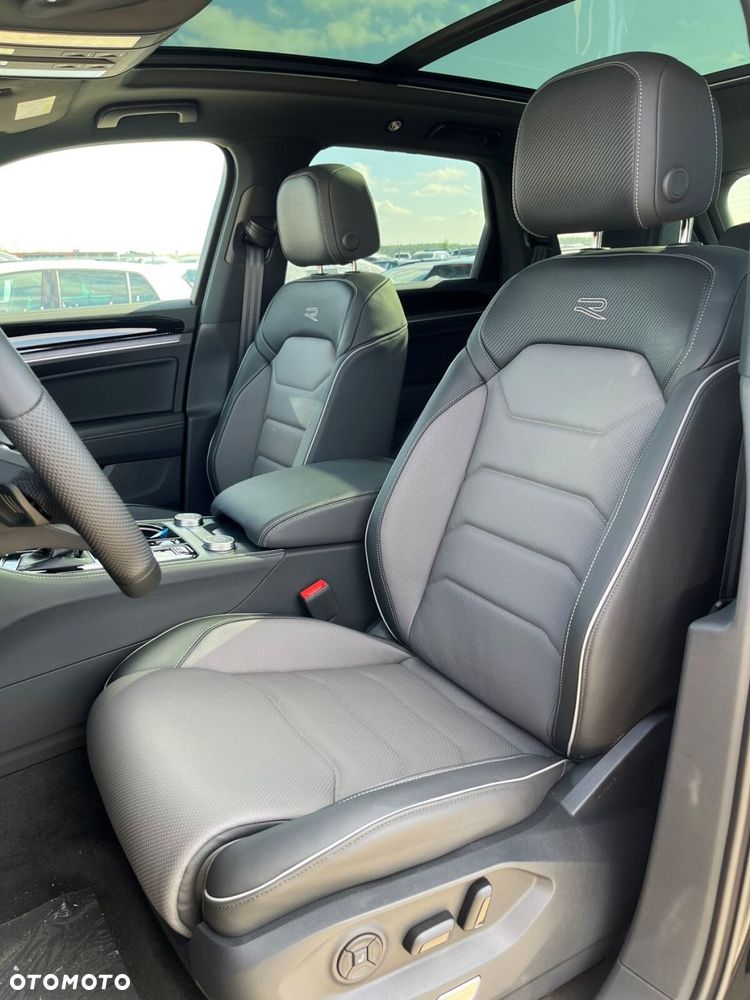 Volkswagen Touareg 3.0 V6 TDI 4Motion R-Line Final Edition - 8