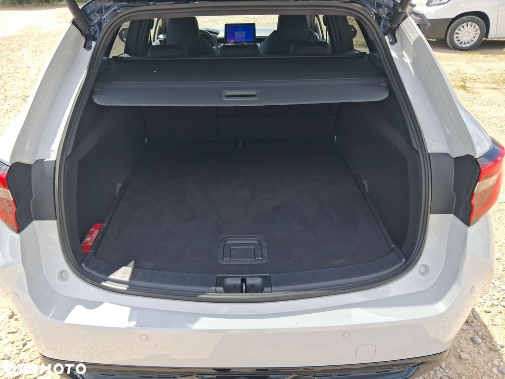 Toyota Corolla 1.8 Hybrid GR Sport - 12
