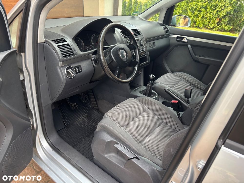 Volkswagen Touran 1.9 TDI - 7