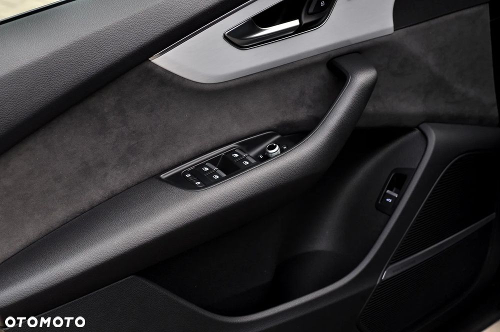 Audi Q7 50 TDI mHEV Quattro Black Edition Tiptr - 23