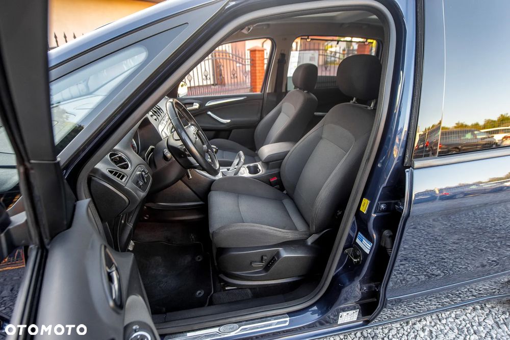 Ford S-Max 2.5 Titanium - 17