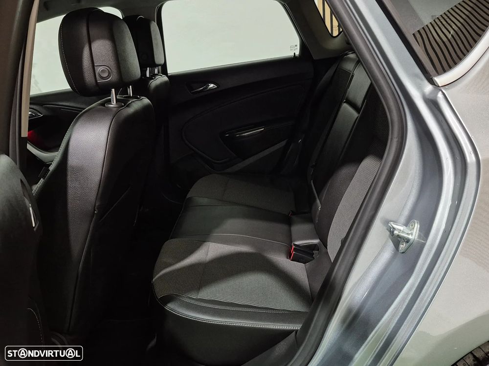 Opel Astra 1.4 Cosmo - 21