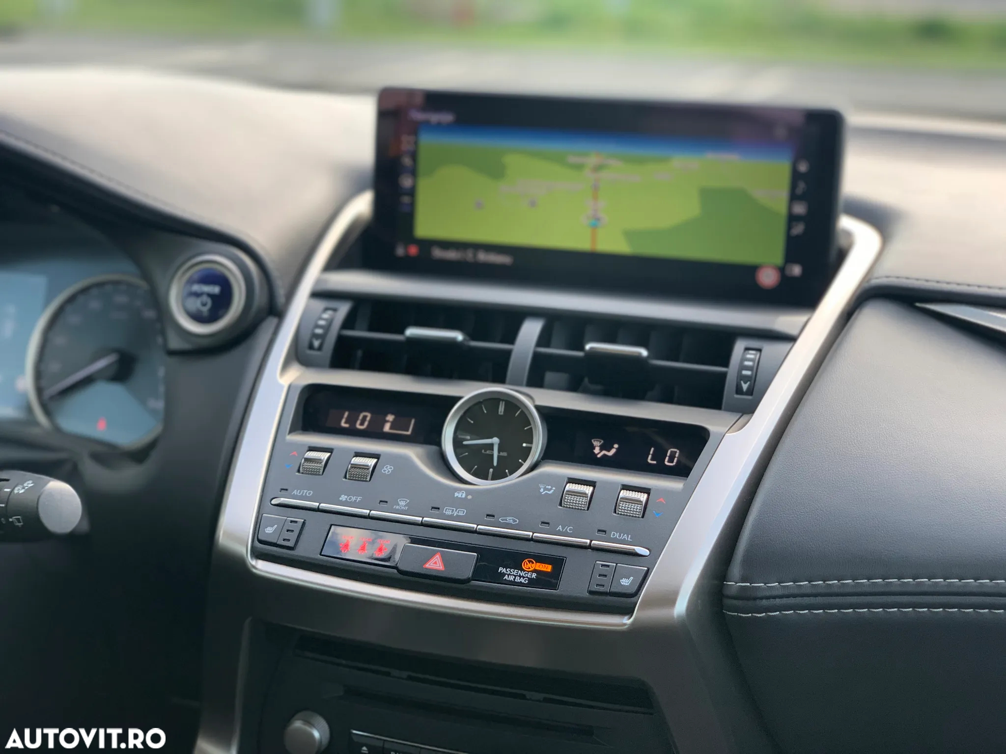 Lexus Seria NX - 28