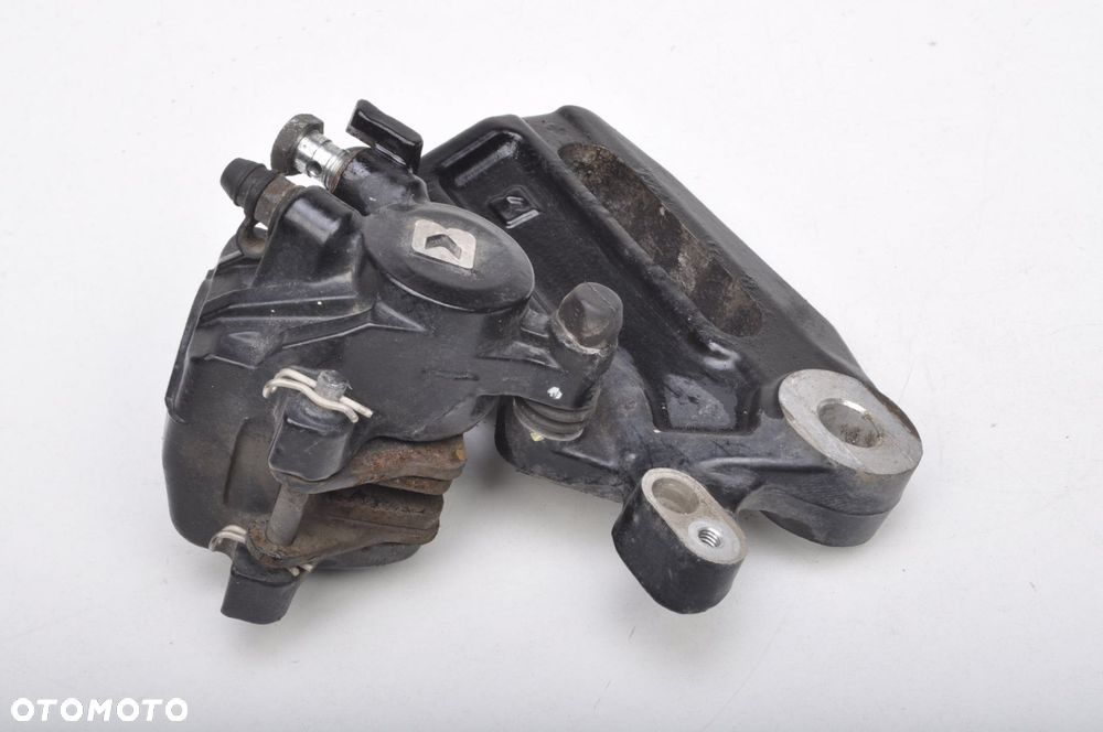 ZACISK HAMULCOWY TYŁ TYLNY - 3