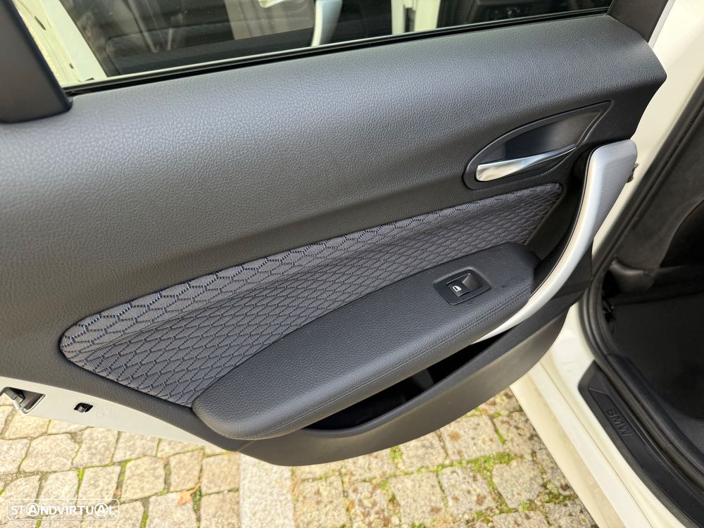 BMW 118 d Pack M - 30