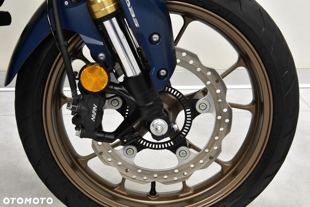 Honda CB - 29