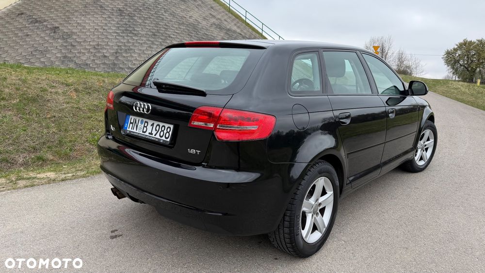 Audi A3 Sportback 1.8 TFSI Ambition - 2