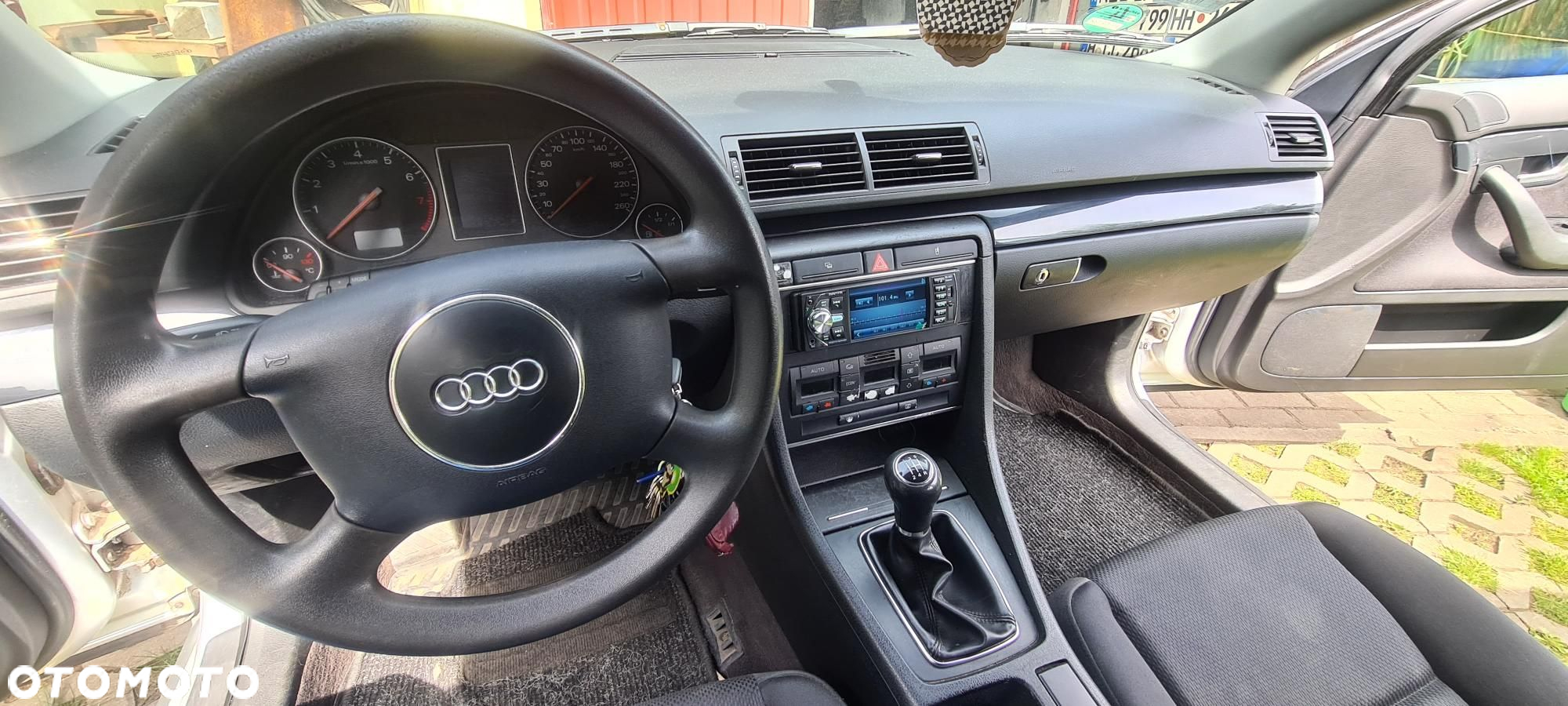 Audi A4 Avant 1.6 - 8