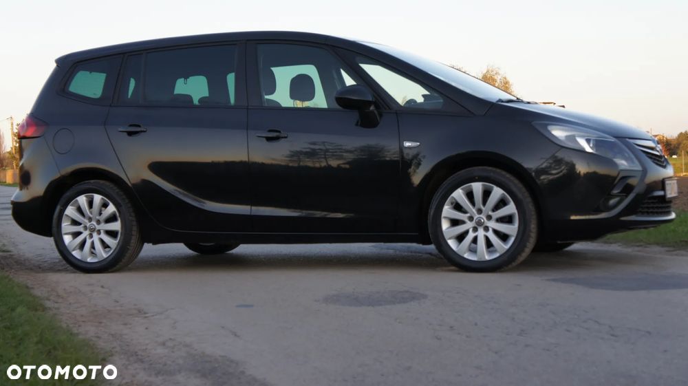 Opel Zafira - 4