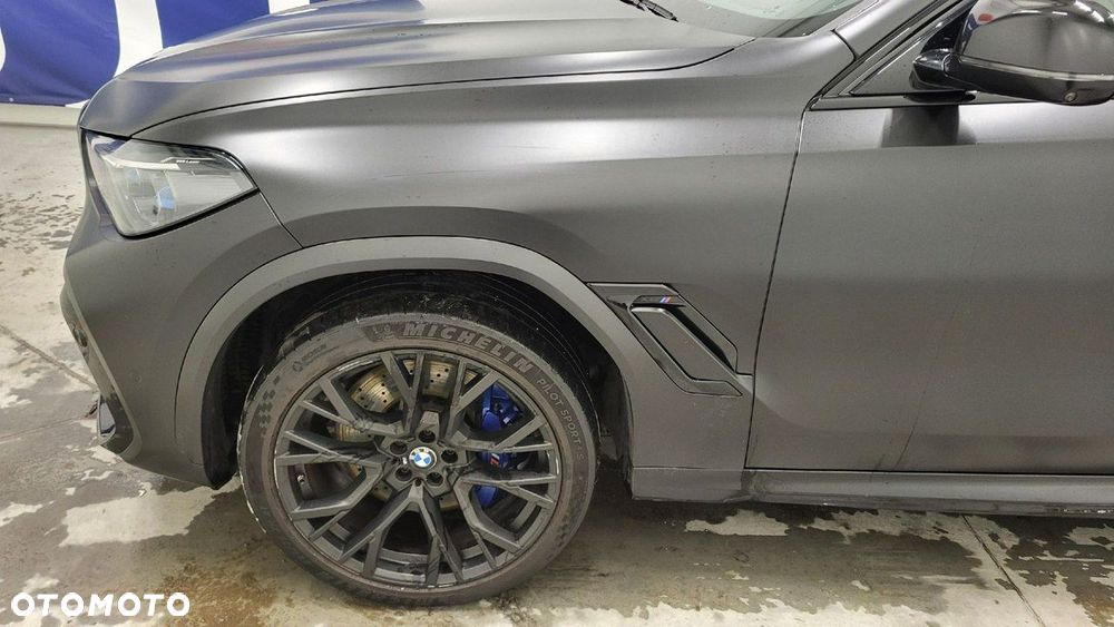BMW X6M - 10