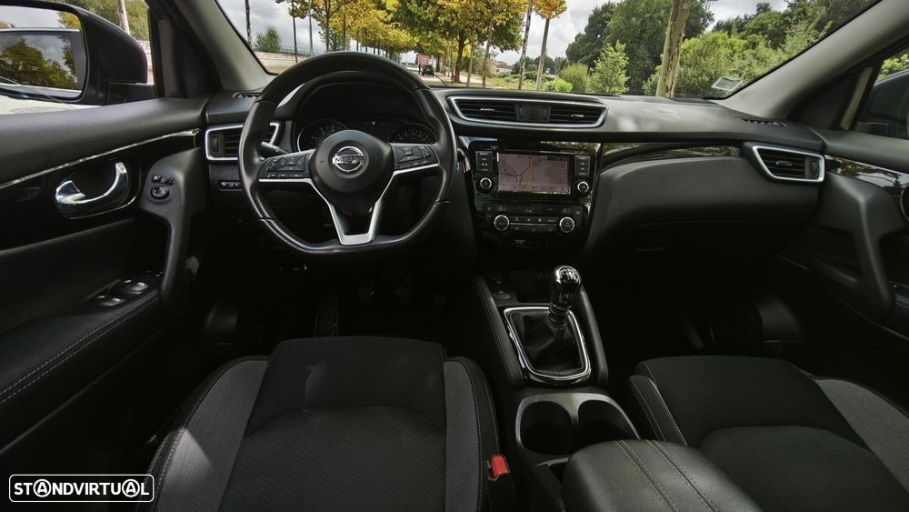 Nissan Qashqai 1.3 DIG-T N-Connecta J18 Led - 24
