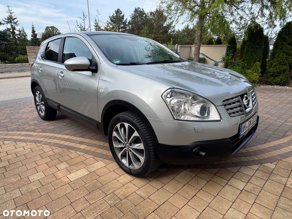 Nissan Qashqai - 1