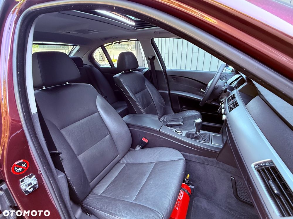 BMW Seria 5 - 25