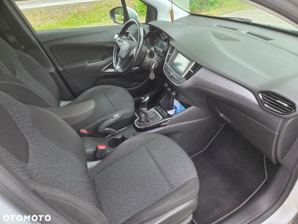 Opel Crossland X 1.2 Essentia - 7