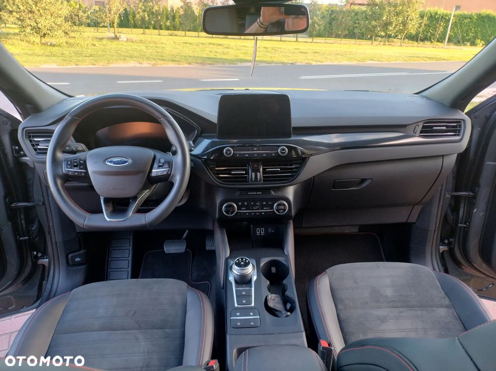 Ford Kuga 2.0 EcoBlue 4x4 ST-LINE X - 21