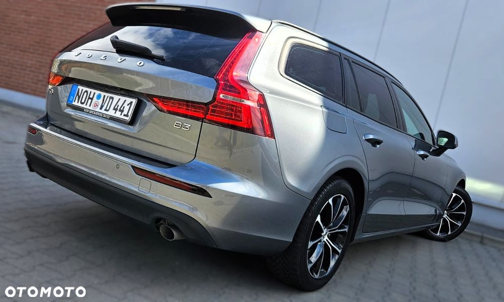 Volvo V60 B3 B Geartronic Momentum Pro - 5