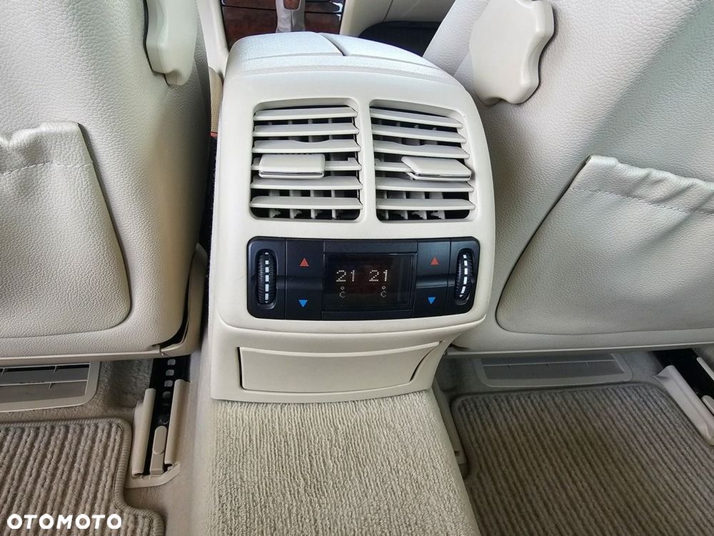 Mercedes-Benz Klasa E 320 Elegance - 30