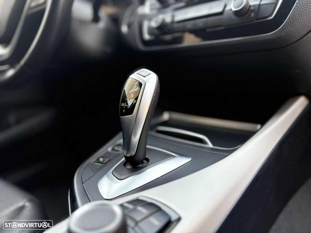 BMW 116 d Advantage Auto - 19