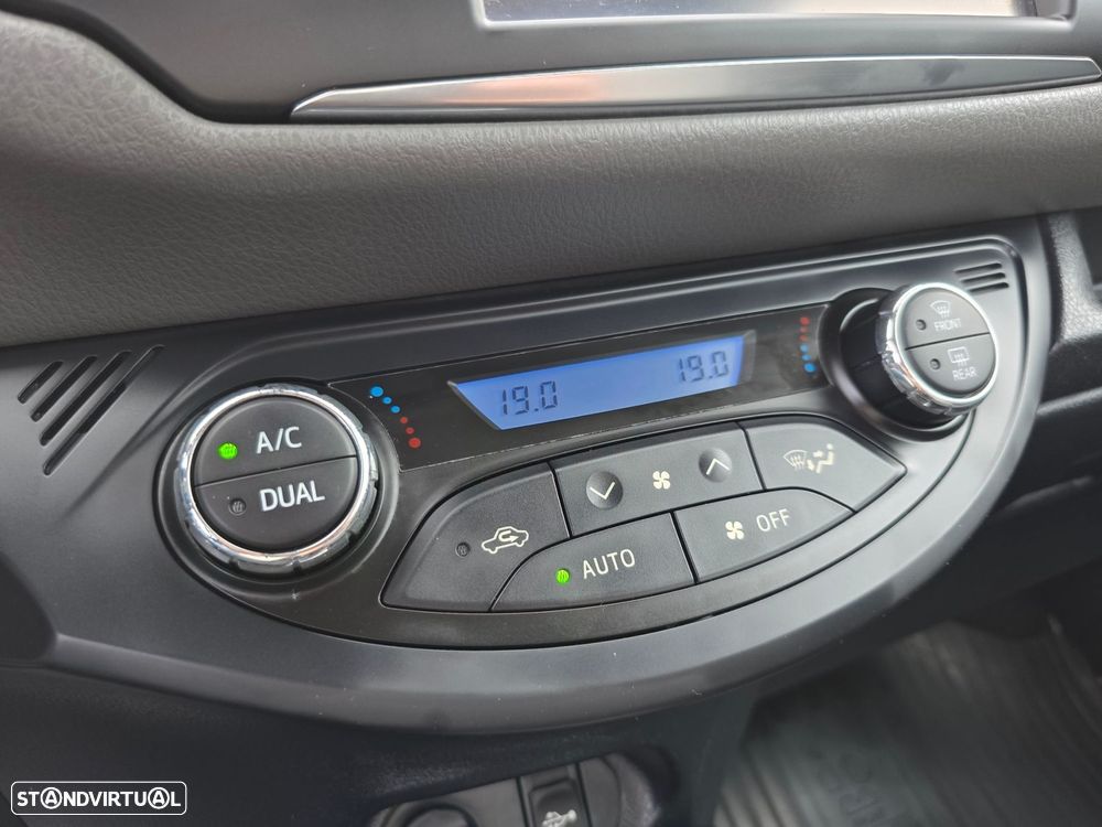 Toyota Yaris - 14