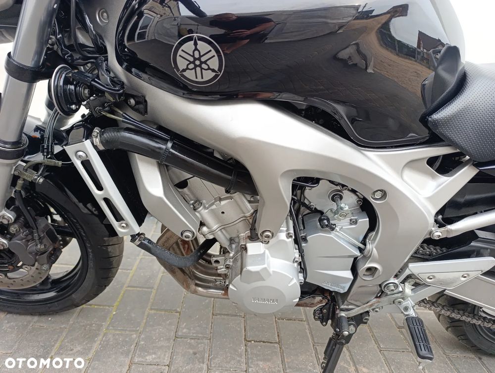 Yamaha FZ6 - 13