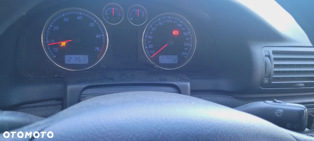 Volkswagen Passat 1.6 Comfortline - 7