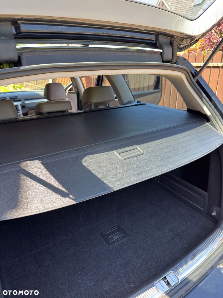 Volkswagen Passat 2.0 TDI DPF Sportline DSG - 27