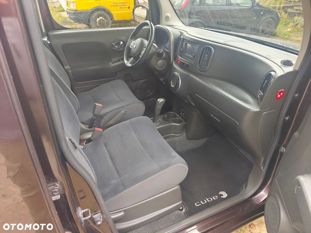 Nissan Cube - 12