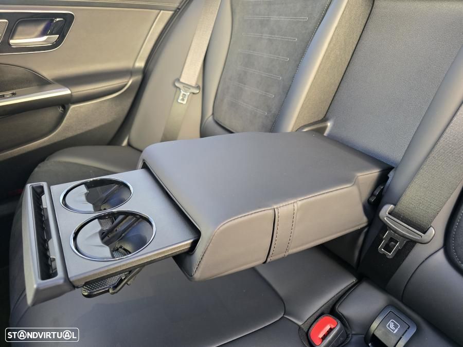 Mercedes-Benz C 300 de 4Matic T 9G-TRONIC AMG Line - 42