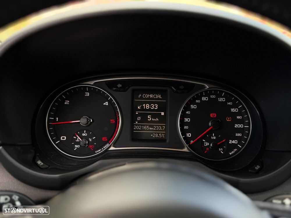 Audi A1 Sportback 1.6 TDI S line edition - 8