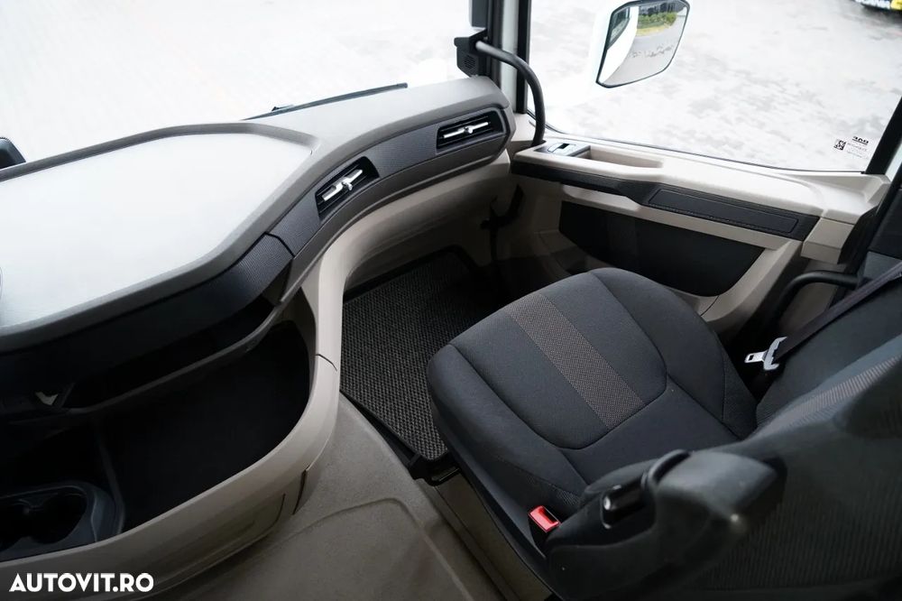 DAF XG 530 / RETARDER / COMPLET AIRMATIC / I-PARK COOL / - 32