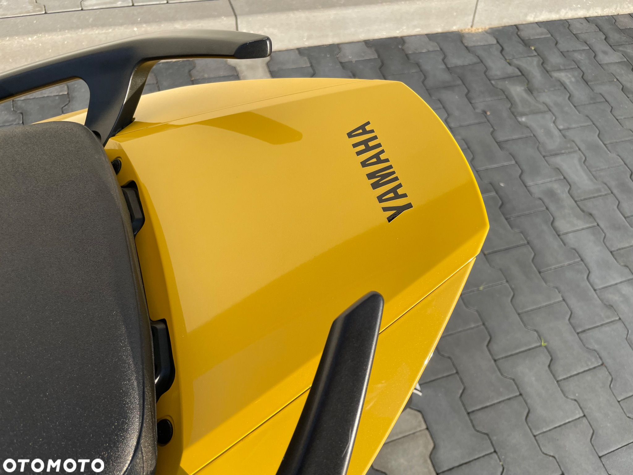 Yamaha Tmax - 10