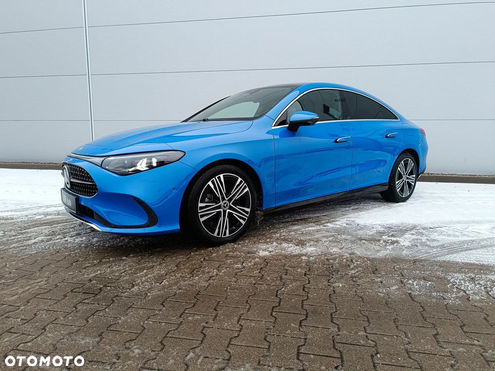 Mercedes-Benz CLA - 2