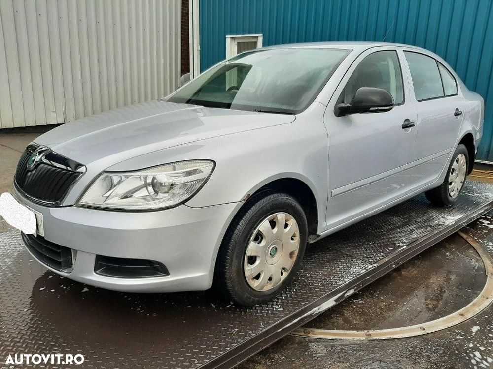 CD player Skoda Octavia 2 2009 Berlina 1.4 TSI - 13