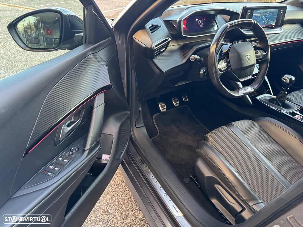 Peugeot 208 1.2 PureTech GT - 8