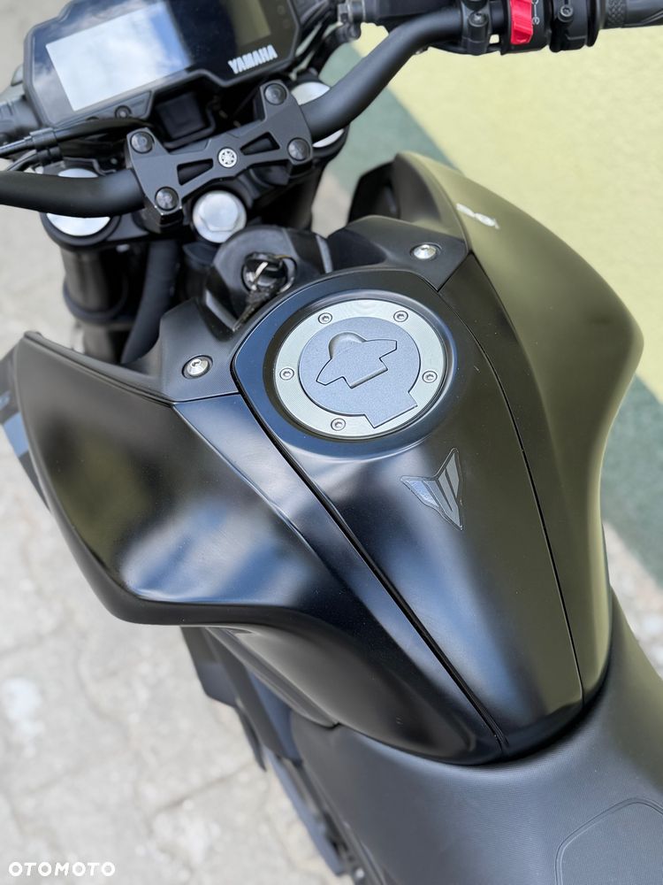 Yamaha MT - 32