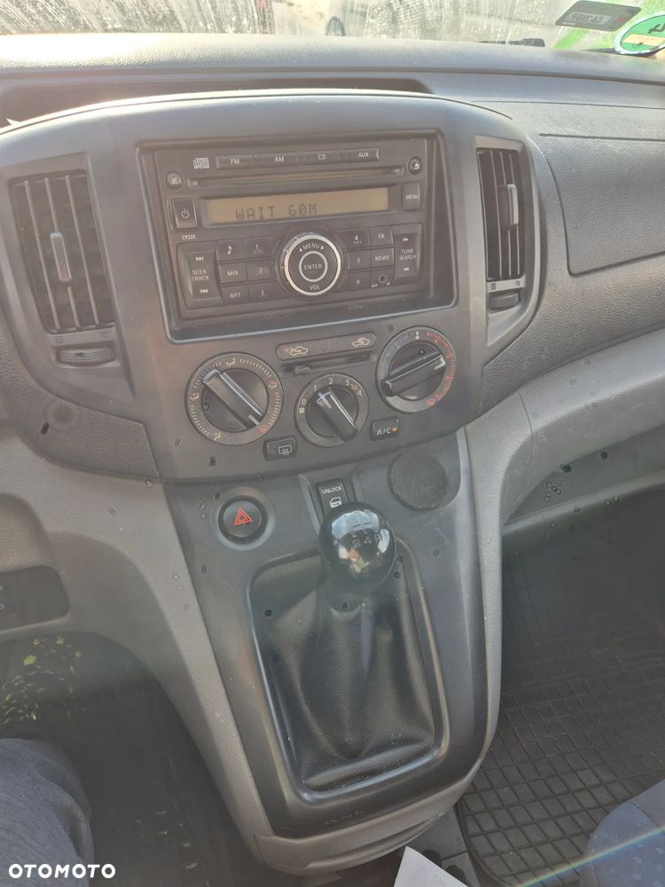 Nissan NV200 - 11