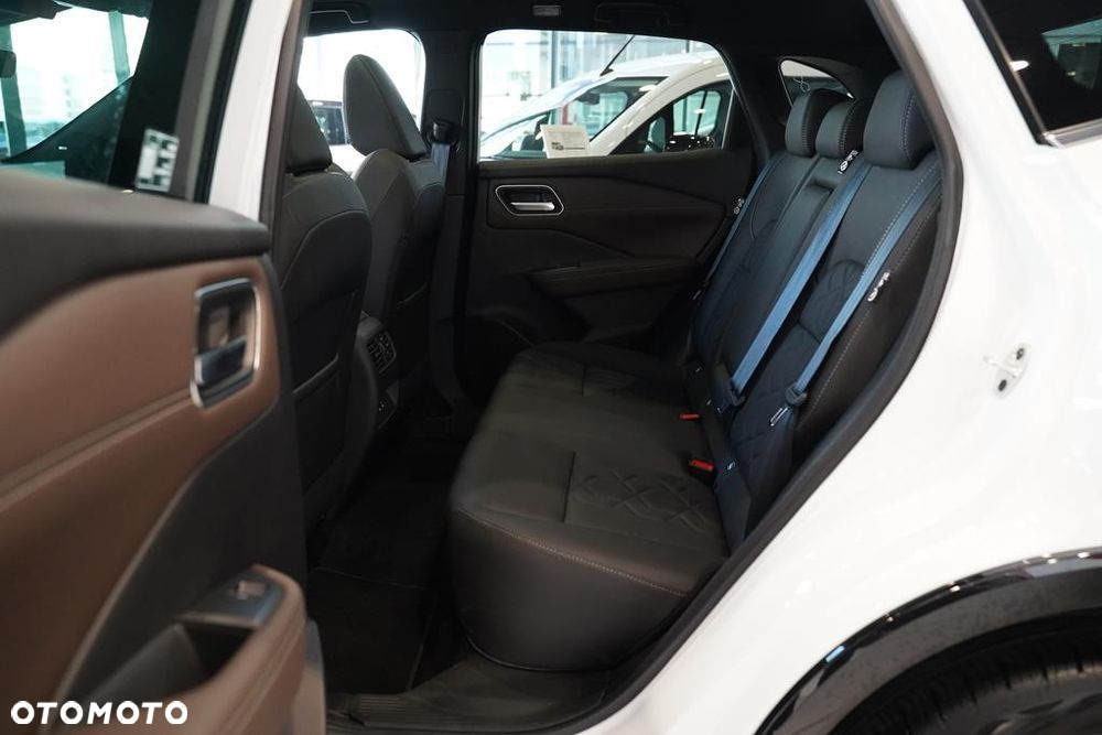 Nissan Qashqai 1.3 DIG-T mHEV N-Connecta Xtronic - 9