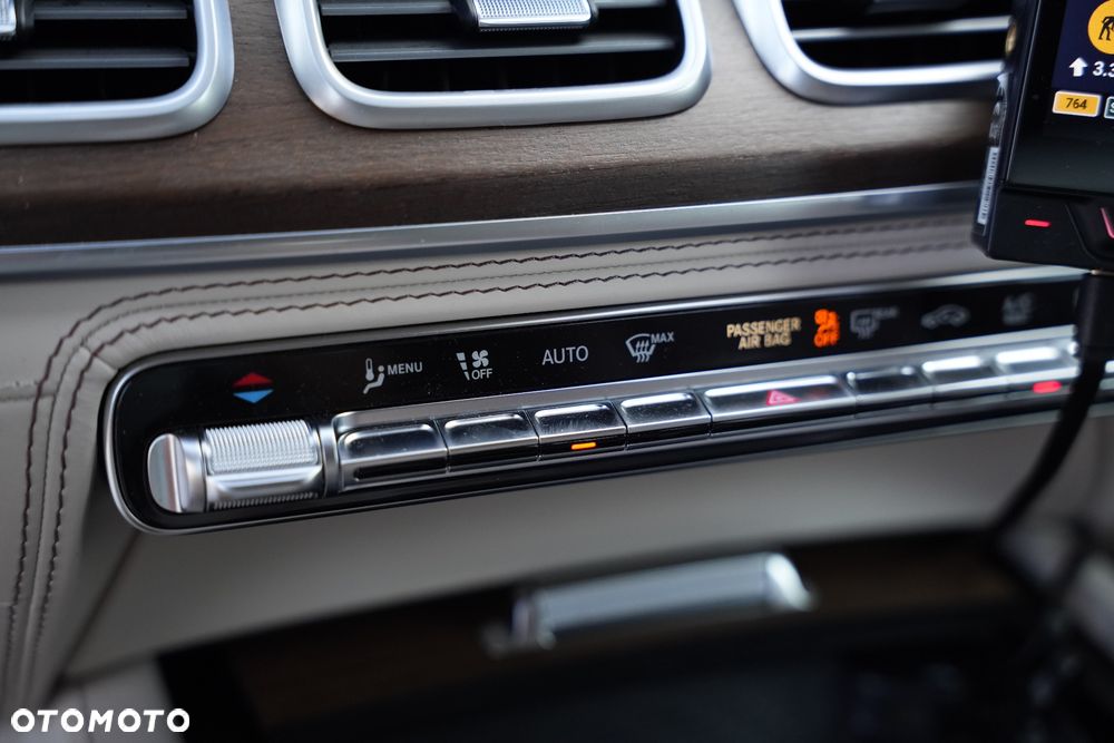 Mercedes-Benz Maybach GLS - 16