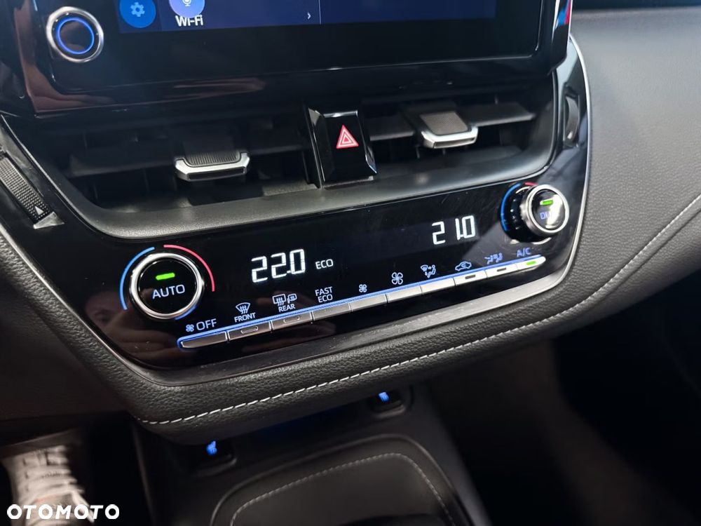 Toyota Corolla 1.8 Hybrid Comfort - 25