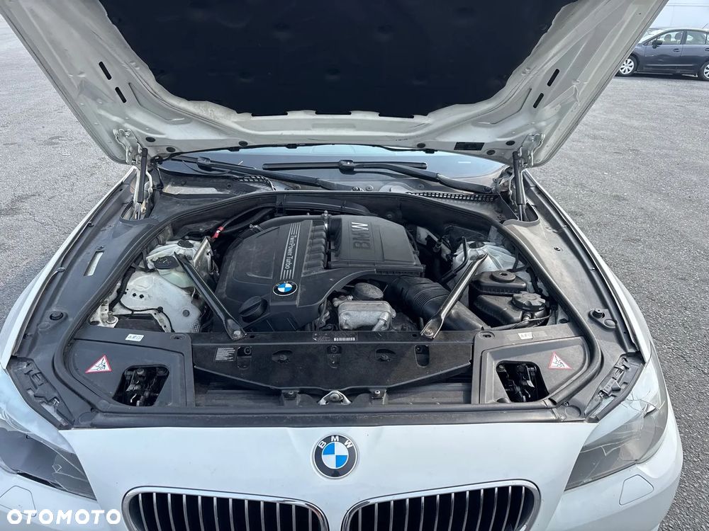 BMW Seria 5 535i xDrive Luxury Line - 10